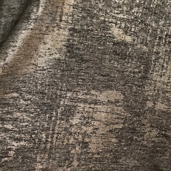 Fun Gold Foil Open Back Top - Picture 3 of 6